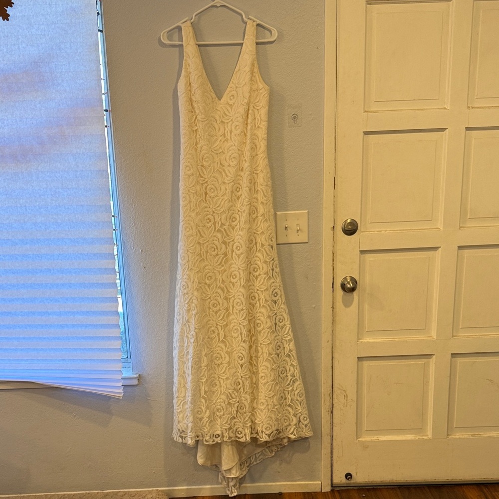 Dessy Collection Ivory Lace Wedding Dress